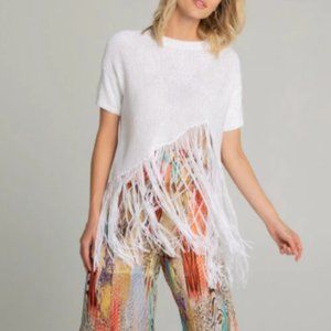 Gabby Isabella Women's Knit Fringe Sweater